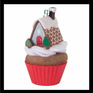 Hallmark 2023 Gingerbread Goodness Christmas Cupcakes 14th Keepsake Ornament
